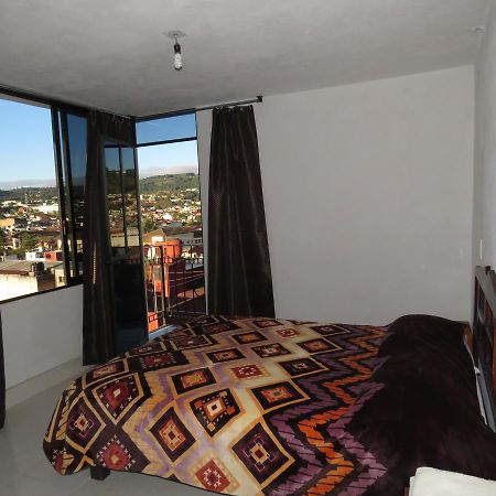Hostal El Eden Zacatlán エクステリア 写真